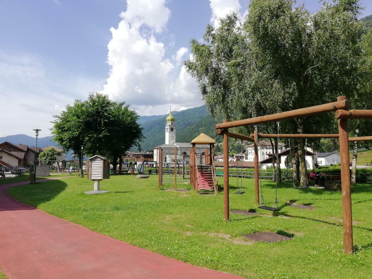 Ferienwohnung Attico Abbraccio Di Luce Spiazzo  Exterior foto